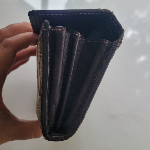 GUCCI Lovely Heart GG Logo Long Bifold Wallet Wallet - Picture 12 of 16